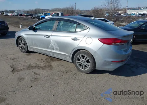 2017 Hyundai Elantra Se z USA, uszkodzony, nr VIN 5NPD84LF2HH099548